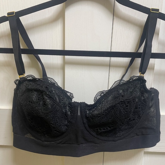 Lively Lace underwire bra - Picture 1 of 8